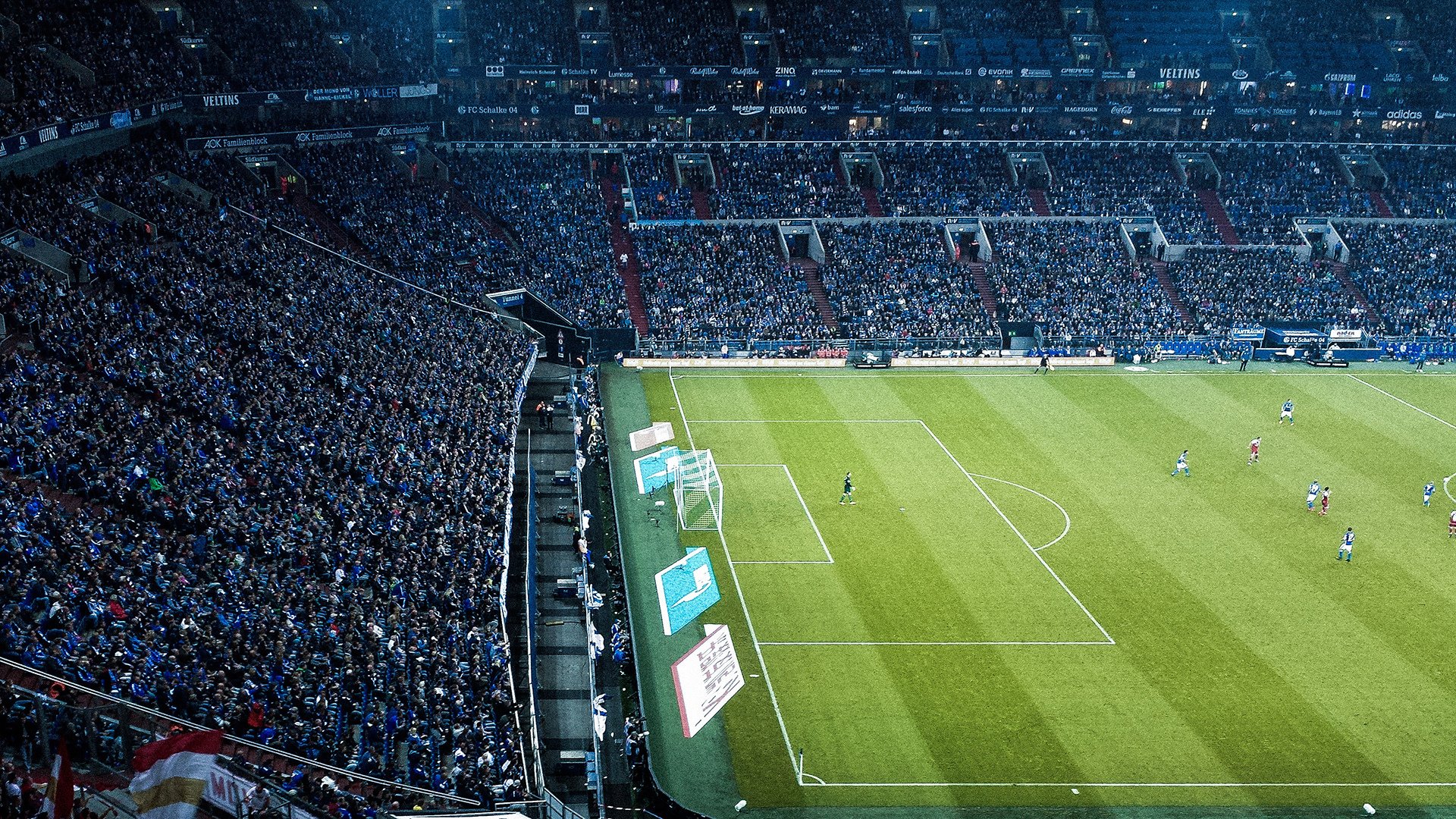 开云体育APP下载-F1新赛季揭幕战之夜,杜兰特关键回合不手软